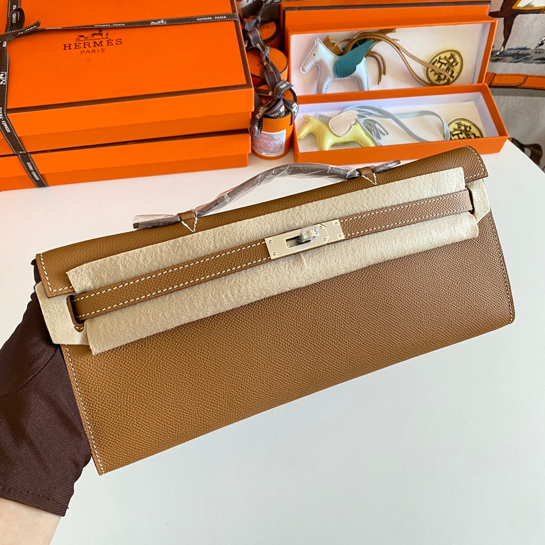 HM Kelly Cut 31 Cuir Epsom Beurre de Cacahuète Ferrures Argentées 229056