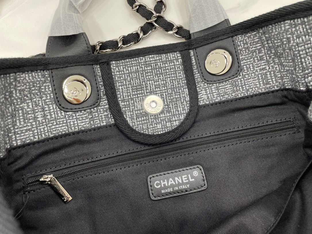 Sac CC Deauville en tweed, cuir noir, accessoires argentés, taille 8