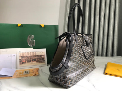 SAC CHIEN GRIS 33 EN TOILE GOYARDINE NOIRE ET GARNITURES EN CUIR DE VEAU BRUN