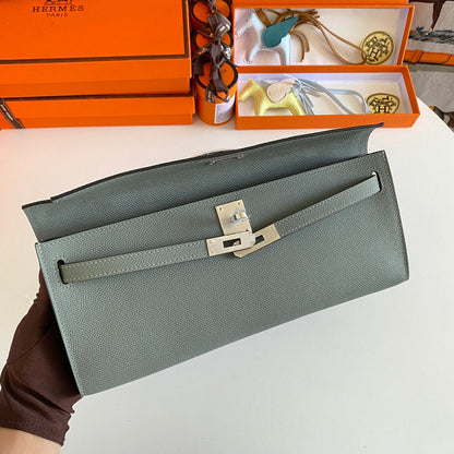 HM ケリーカット 31 アッシュグレー エプソムレザー シルバー金具 229039