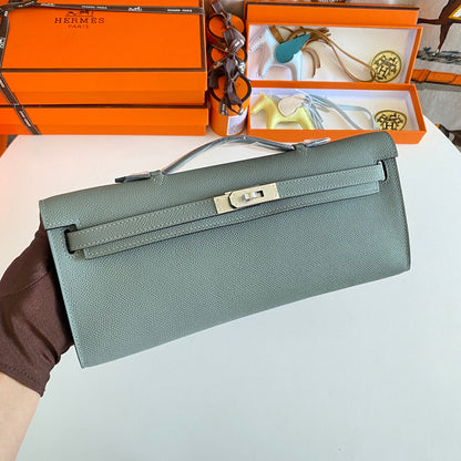 HM ケリーカット 31 アッシュグレー エプソムレザー シルバー金具 229039