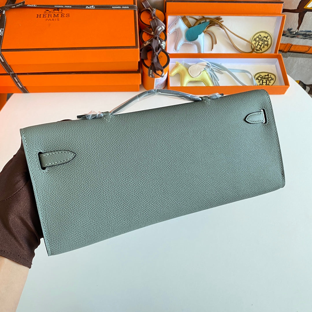 HM ケリーカット 31 アッシュグレー エプソムレザー シルバー金具 229039