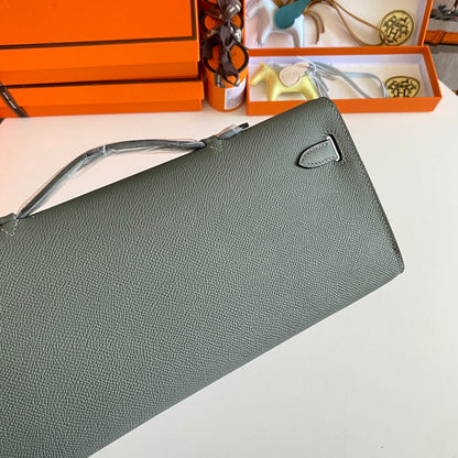 HM ケリーカット 31 アッシュグレー エプソムレザー シルバー金具 229039