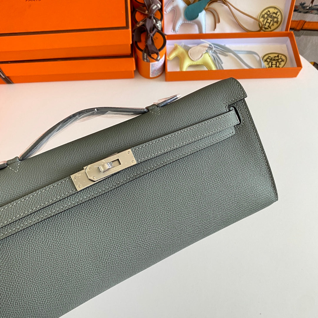 HM ケリーカット 31 アッシュグレー エプソムレザー シルバー金具 229039