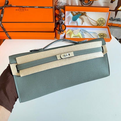 HM ケリーカット 31 アッシュグレー エプソムレザー シルバー金具 229039