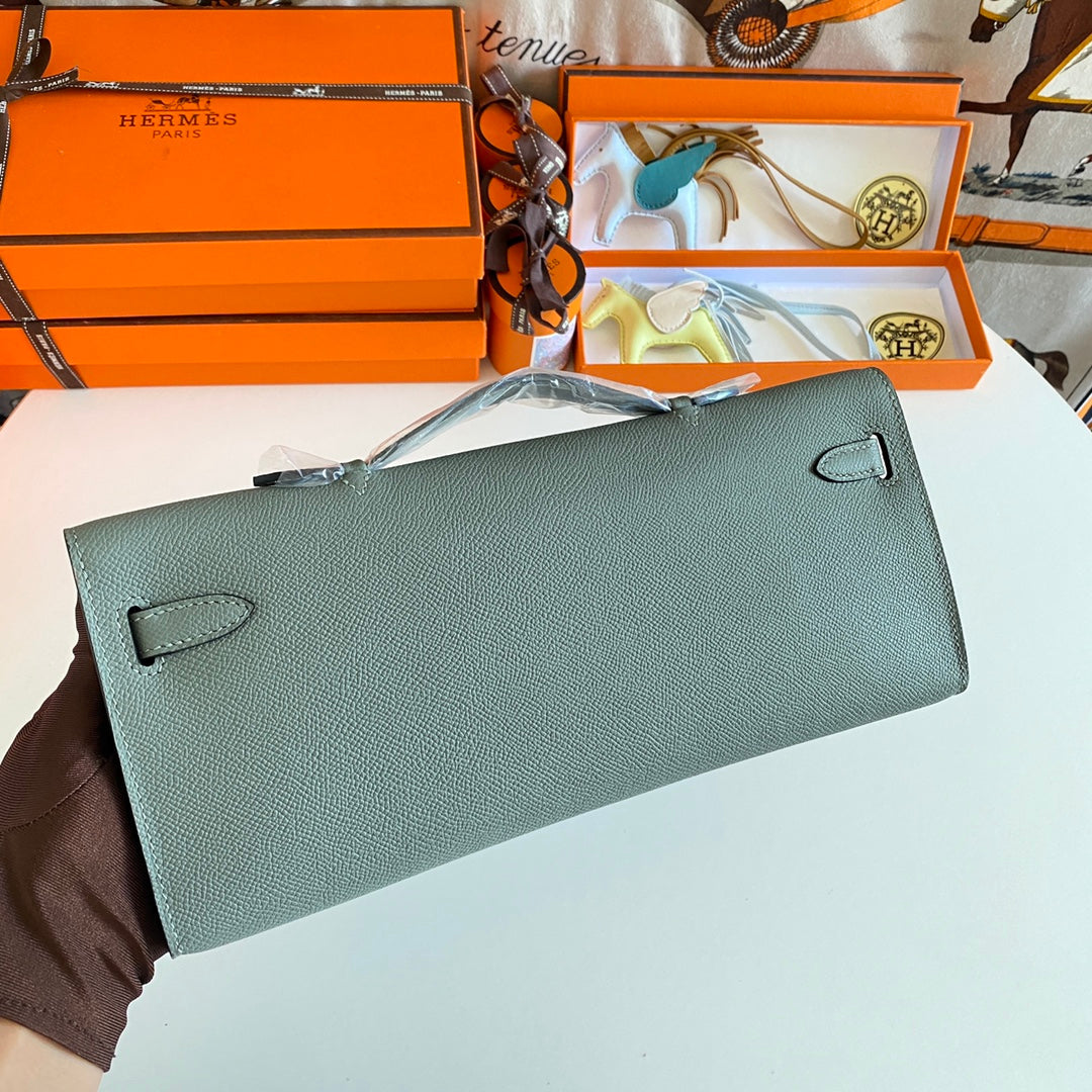 HM ケリーカット 31 アッシュグレー エプソムレザー ゴールド金具 229038