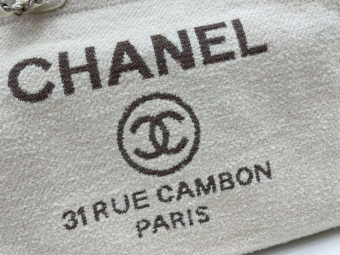 Sac CC Deauville en tweed, cuir beige clair, accessoires argentés, taille 9