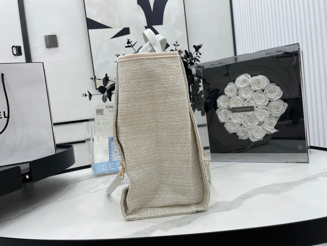 Sac CC Deauville en tweed, cuir blanc, accessoires dorés, 4