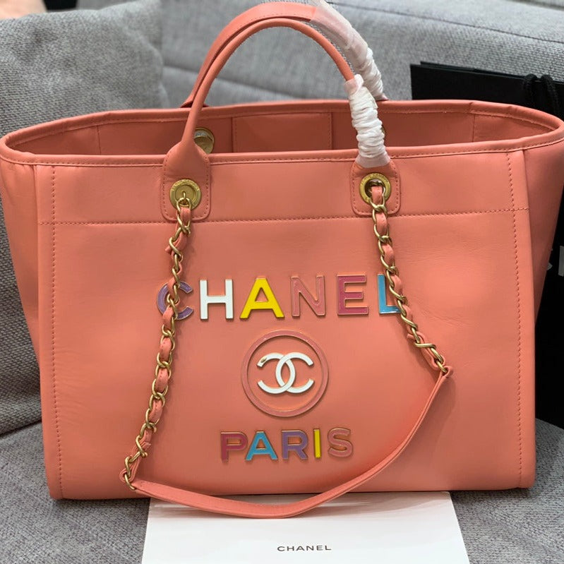 SAC CABAS CC DEAUVILLE 39 CM EN CUIR DE VEAU ORANGE LOGO MULTICOLORE