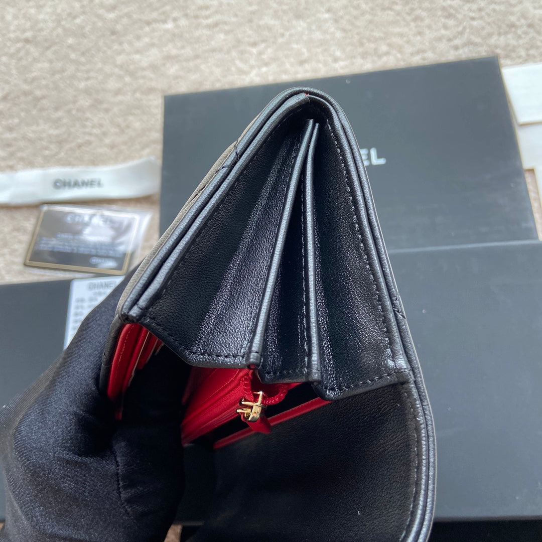 Portefeuille long CC 19 19 cm en cuir de veau noir