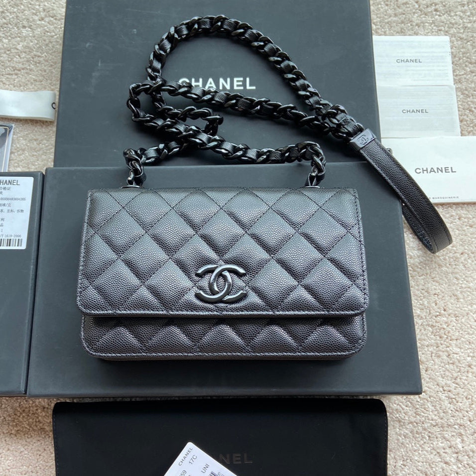 CC Classic Woc 20 cm en cuir de veau grainé noir
