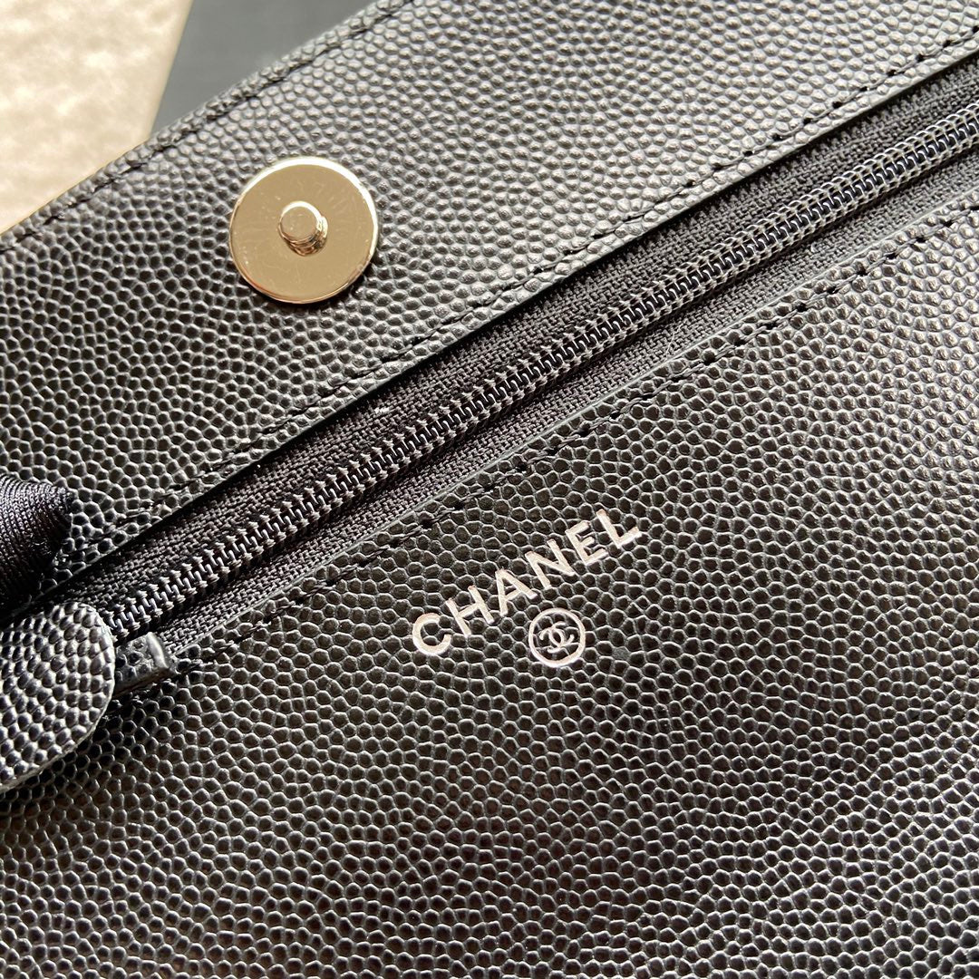 CC Classic Woc 20 cm en cuir de veau grainé noir