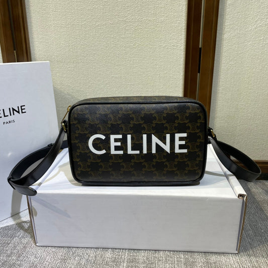 SAC MESSAGER MOYEN 23 EN TOILE TRIOMPHE NOIRE AVEC IMPRIMÉ CELINE
