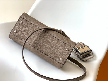 ピーカブー ミニ セレリア バッグ 23cm ブラウンレザー 220ステッチ手縫い