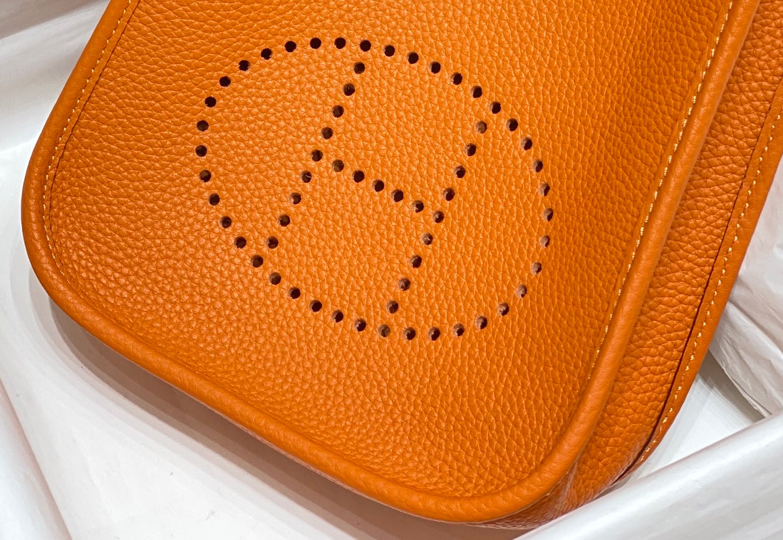 Mini Evelyne 18 cm Orange vif Togo Shw