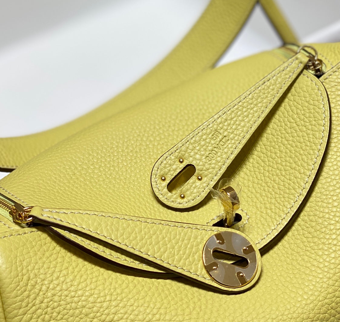 SAC HM LINDY 30 CUIR TAURILLON CLEMENCE CITRON