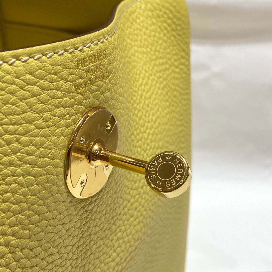 SAC HM LINDY 30 CUIR TAURILLON CLEMENCE CITRON