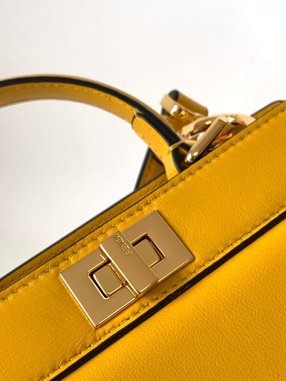Sac Peekaboo ISeeU Petite 20 Cuir d'agneau jaune Ghw 