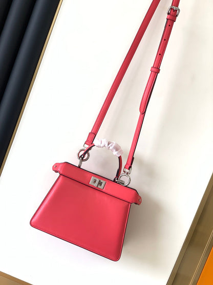 Peekaboo ISeeU Petite 20 Sac en cuir d'agneau rose vif Shw 