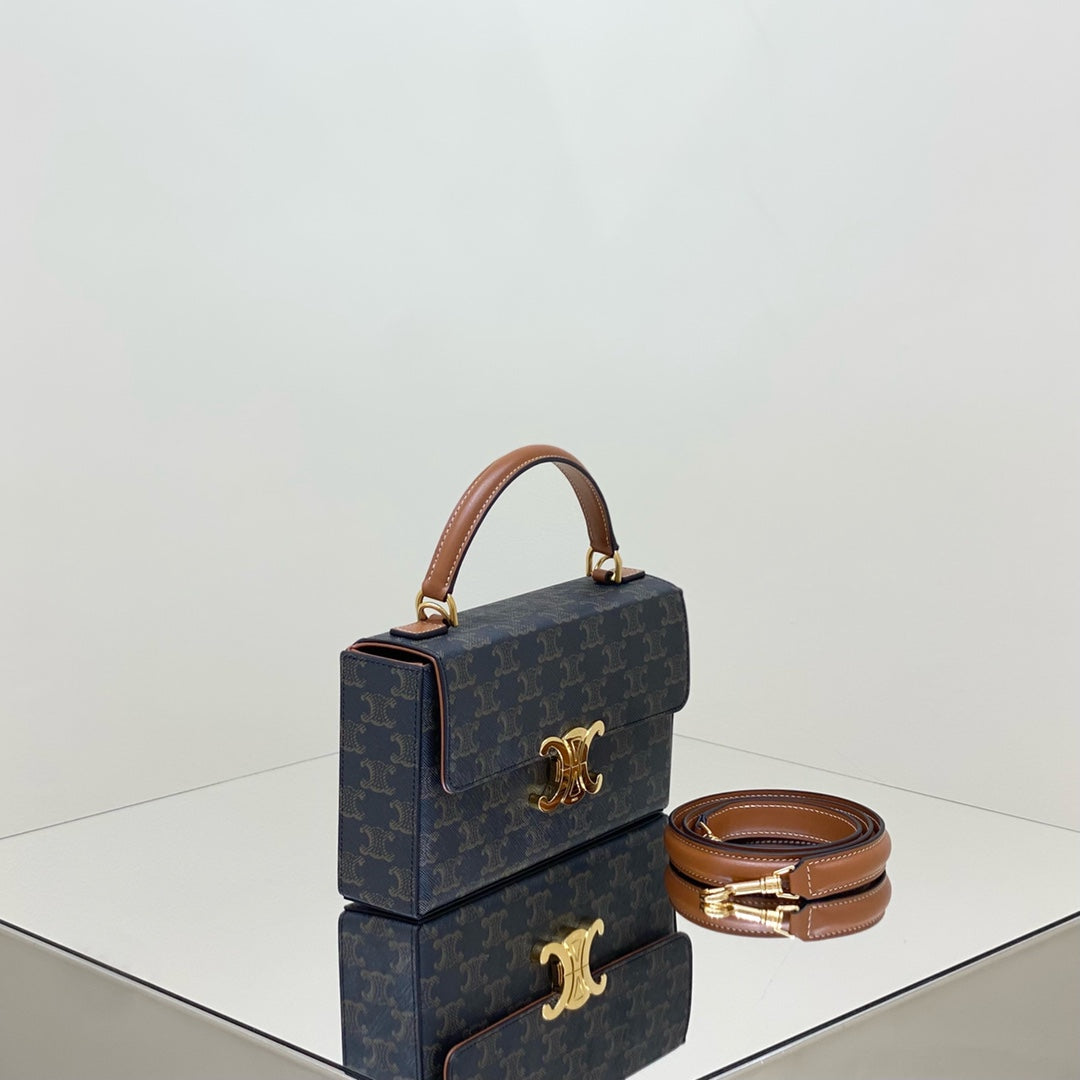 Coffret Triomphe 22 en cuir de veau naturel motif noir