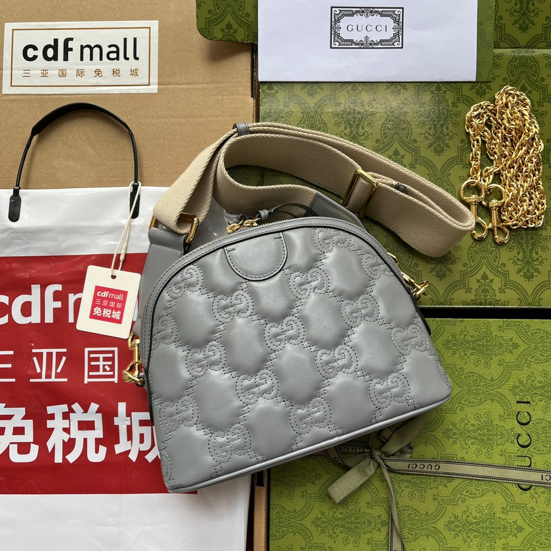 マテラッセレザーショルダーバッグ 23インチ グレーエンボスカーフスキン ゴールド金具
