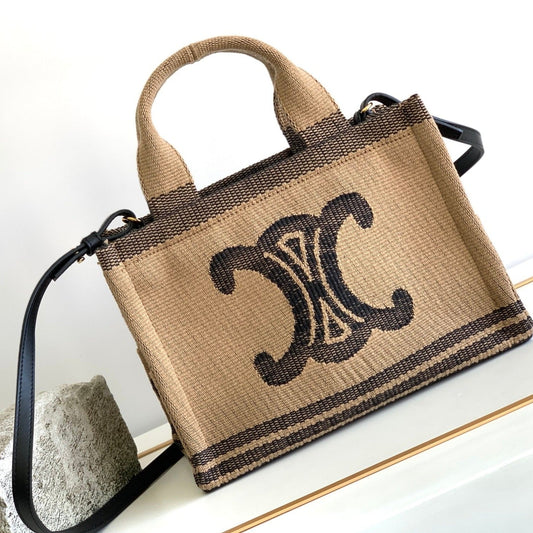 petit cabas thaï 27cm tissu noir brodé triomphe