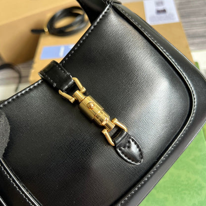 SAC À BANDOULIÈRE GG JACKIE MINI 19 EN CUIR DE VEAU NOIR