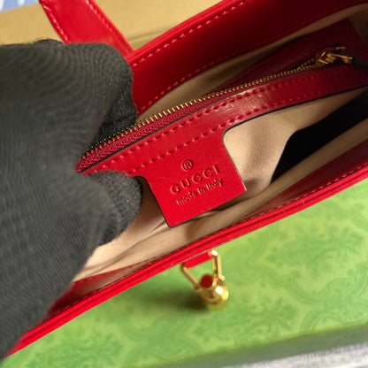 SAC À BANDOULIÈRE GG JACKIE SMALL 28 EN CUIR DE VEAU ROUGE CERISE