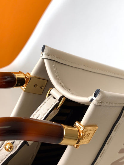 Sac cabas Fend Mini Sunshine 18 en cuir blanc 
