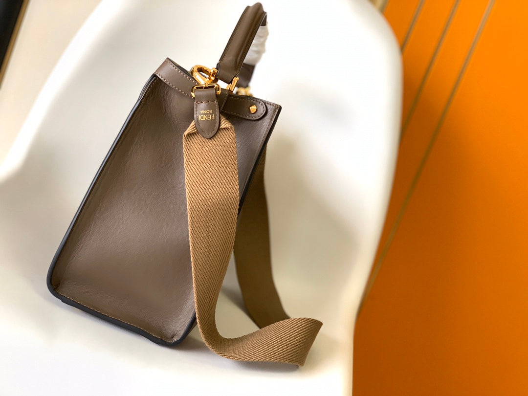 Sac Peekaboo X-lite medium 30 cm en cuir d'agneau marron et accessoires dorés 