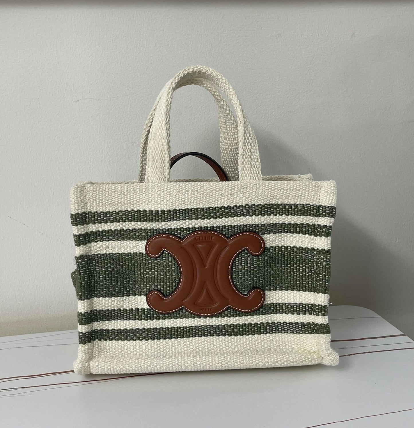 TRIPHOME 29 TISSU BLANC NOIR AVEC LOGO MARRON