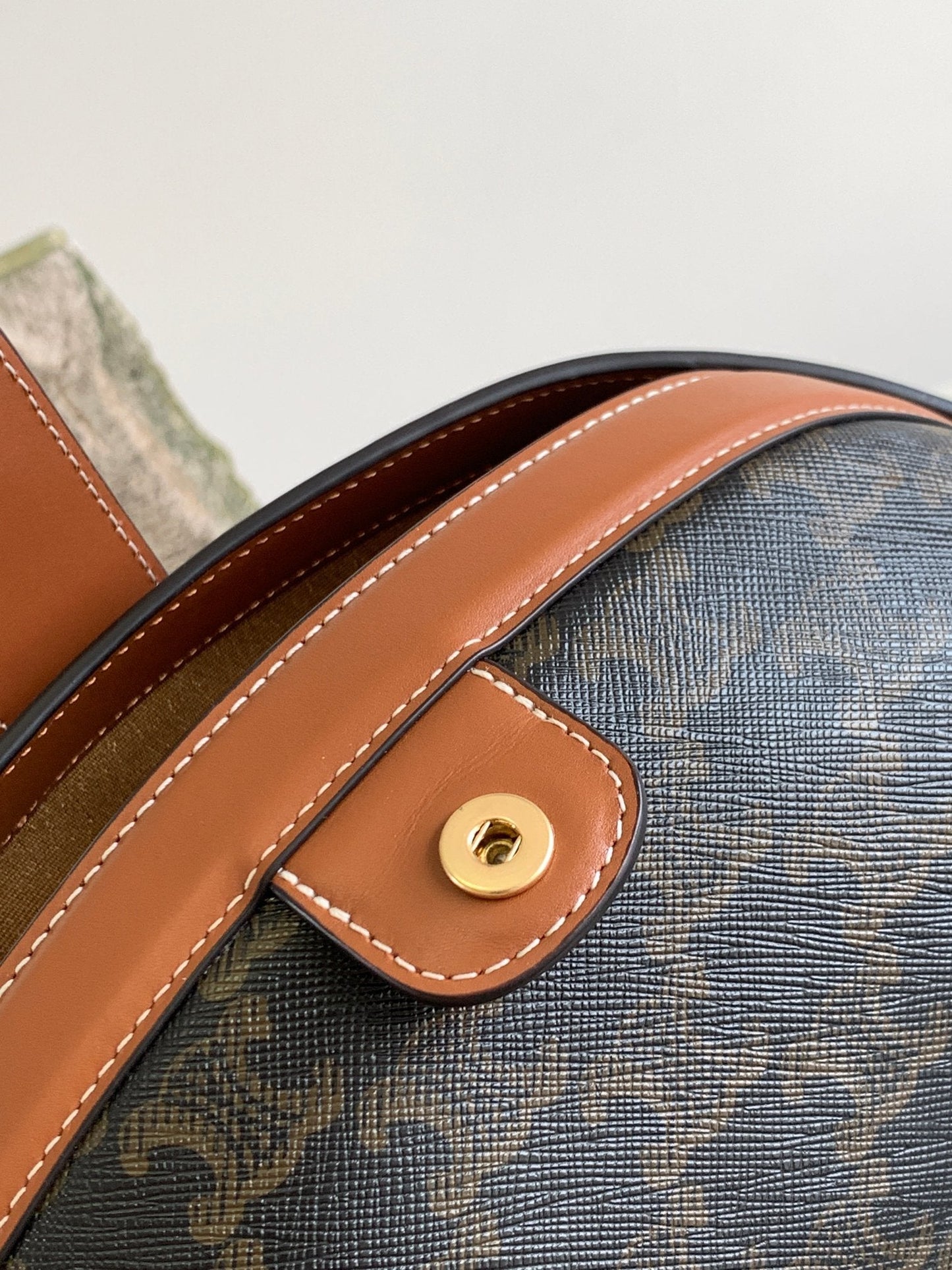 TRIPHOME 24 CUIR DE VEAU IMPRIMÉ MOTIF NOIR