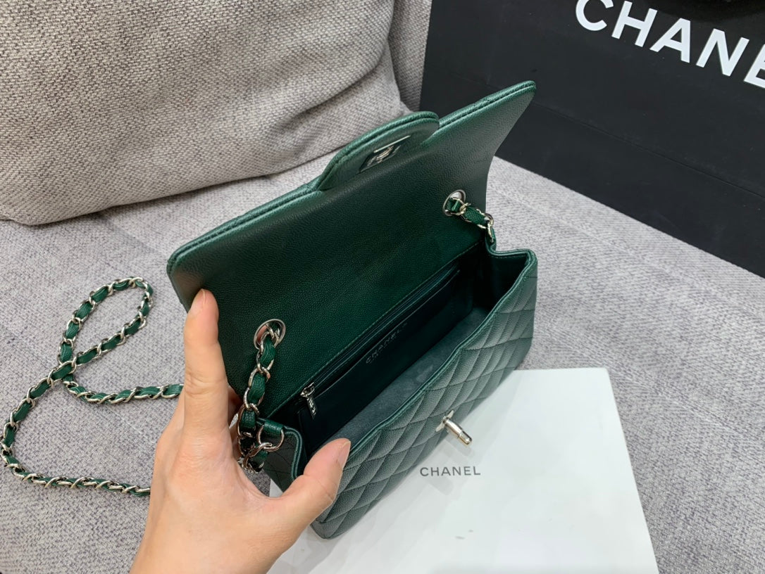 mini sac à rabat 20 cm bleu foncé vert caviar matériel argenté 