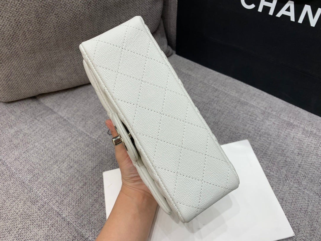 mini sac à rabat 20 cm caviar blanc matériel argenté