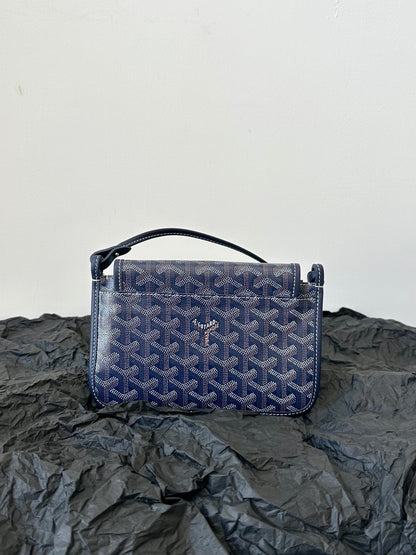 Portefeuille de poche Plumet 20 en toile Goyardine bleu marine et garniture en cuir d'agneau
