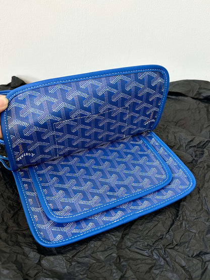 Portefeuille de poche Plumet 20 en toile Goyardine bleu saphir et garniture en cuir d'agneau