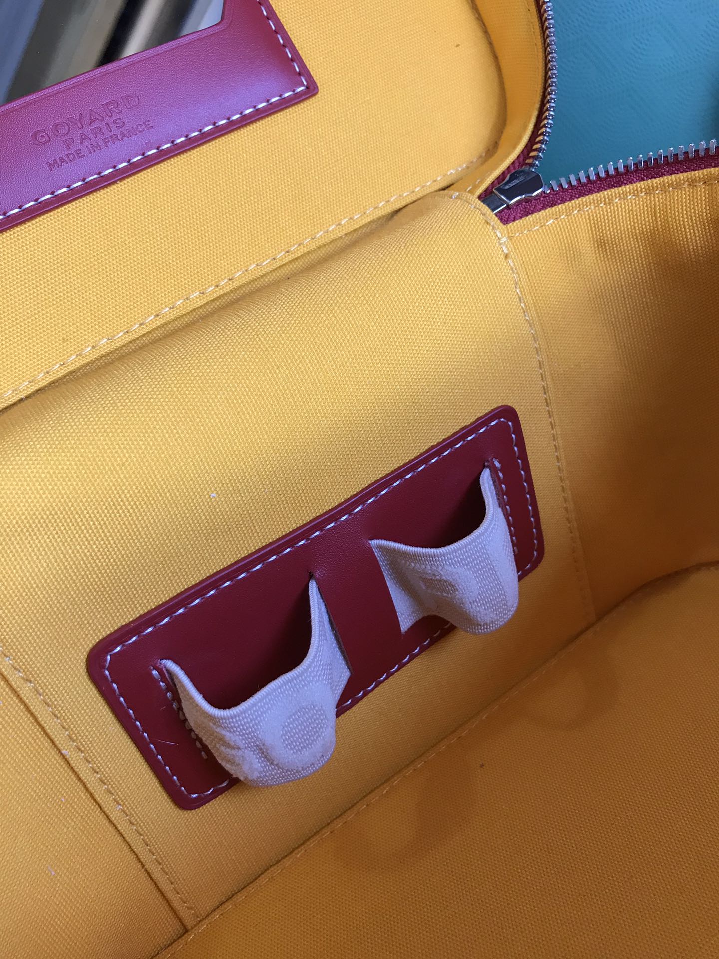 Trousse de toilette Muse 20 en toile Goyardine rouge classique