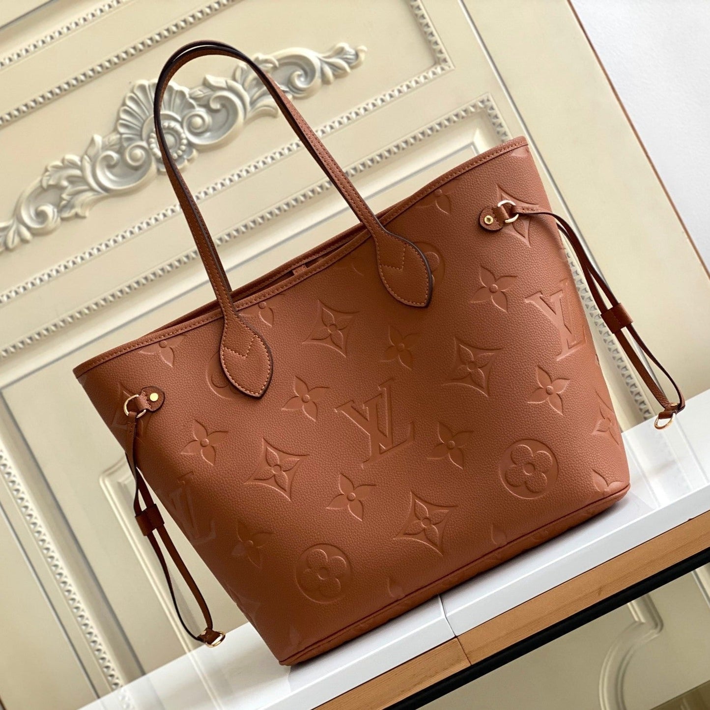 NEVERFULL MM 32 CUIR MARRON MONOGRAMME EMPREINTE 