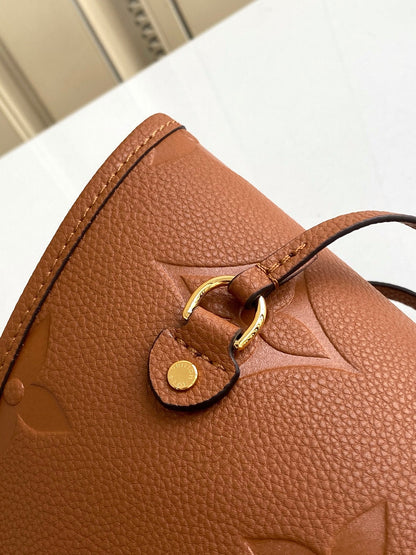 NEVERFULL MM 32 CUIR MARRON MONOGRAMME EMPREINTE 