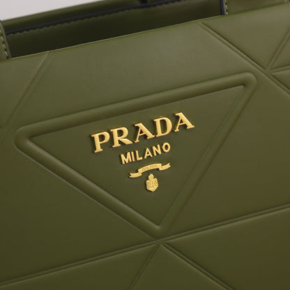 PRA ラージ 39 トートバッグ オリーブグリーン カーフスキン ゴールド金具