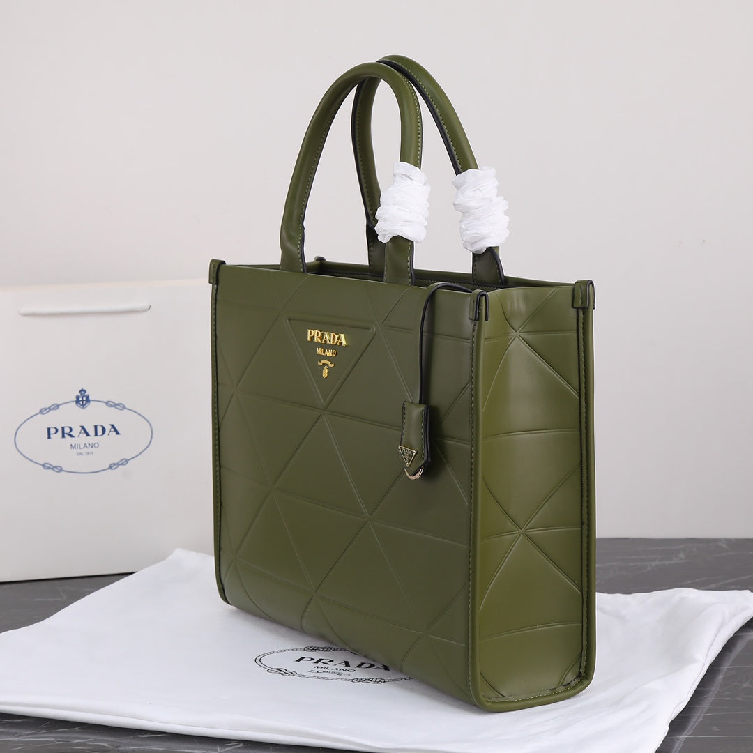 PRA ラージ 39 トートバッグ オリーブグリーン カーフスキン ゴールド金具