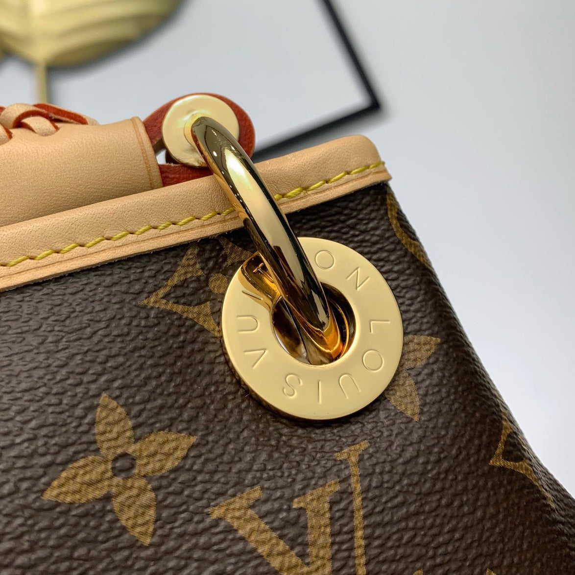 ARTSY MM 41 EN TOILE MONOGRAMME MARRON QUINCAILLERIE DORÉ