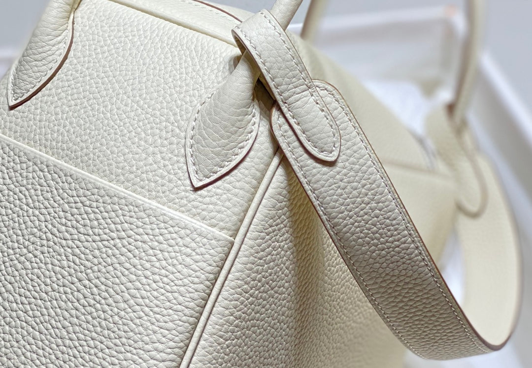SAC HM LINDY 26 EN CUIR TAURILLON CLEMENCE BLANC