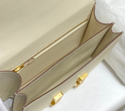 Constance 24 cuir Epsom blanc et quincaillerie argentée