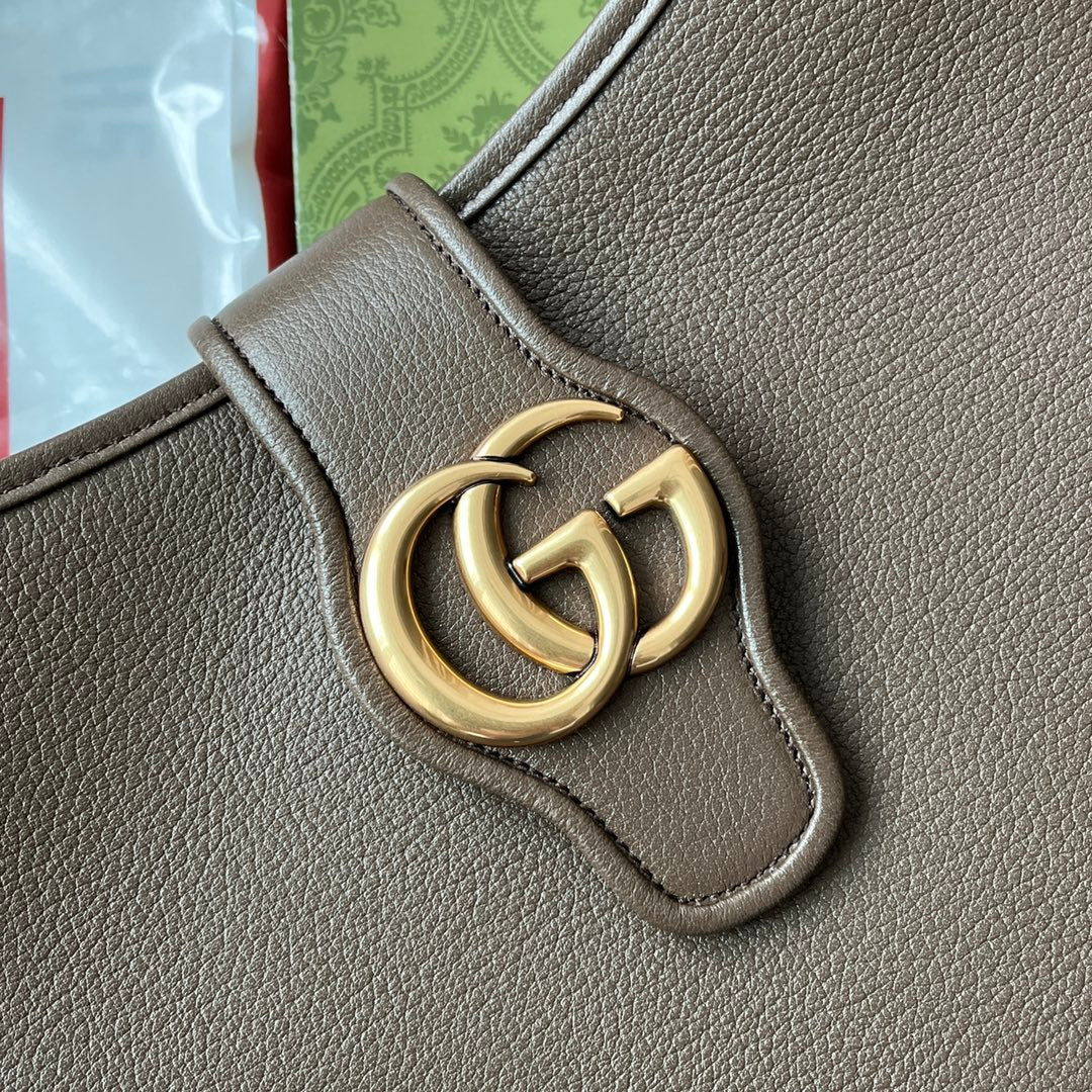 SAC À BANDOULIÈRE MOYEN 39 EN CUIR DE VEAU CAFÉ QUINCAILLERIE DORÉ