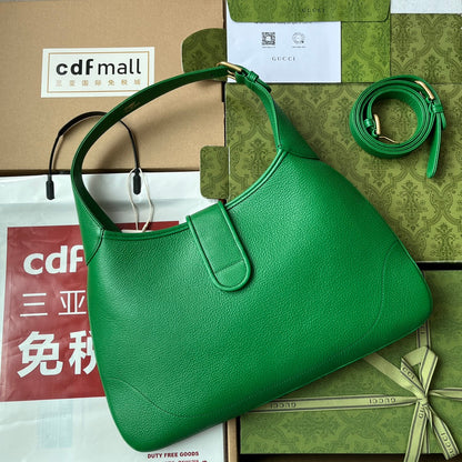 SAC À BANDOULIÈRE MOYEN 39 EN CUIR DE VEAU VERT, QUINCAILLERIE DORÉ