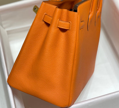 Sac HM Birkin 35 cm en cuir Togo orange et accessoires dorés