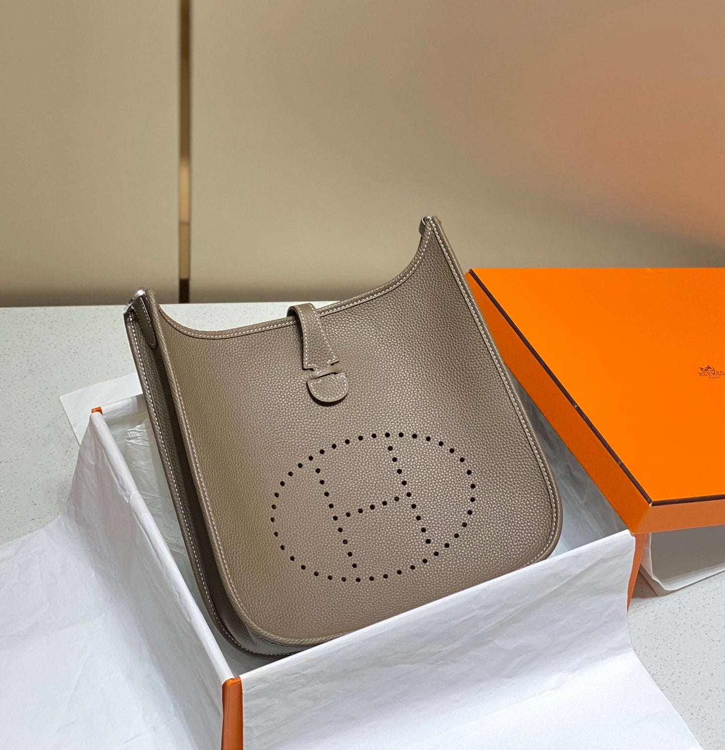 Evelyne 29cm Marron Togo Shw