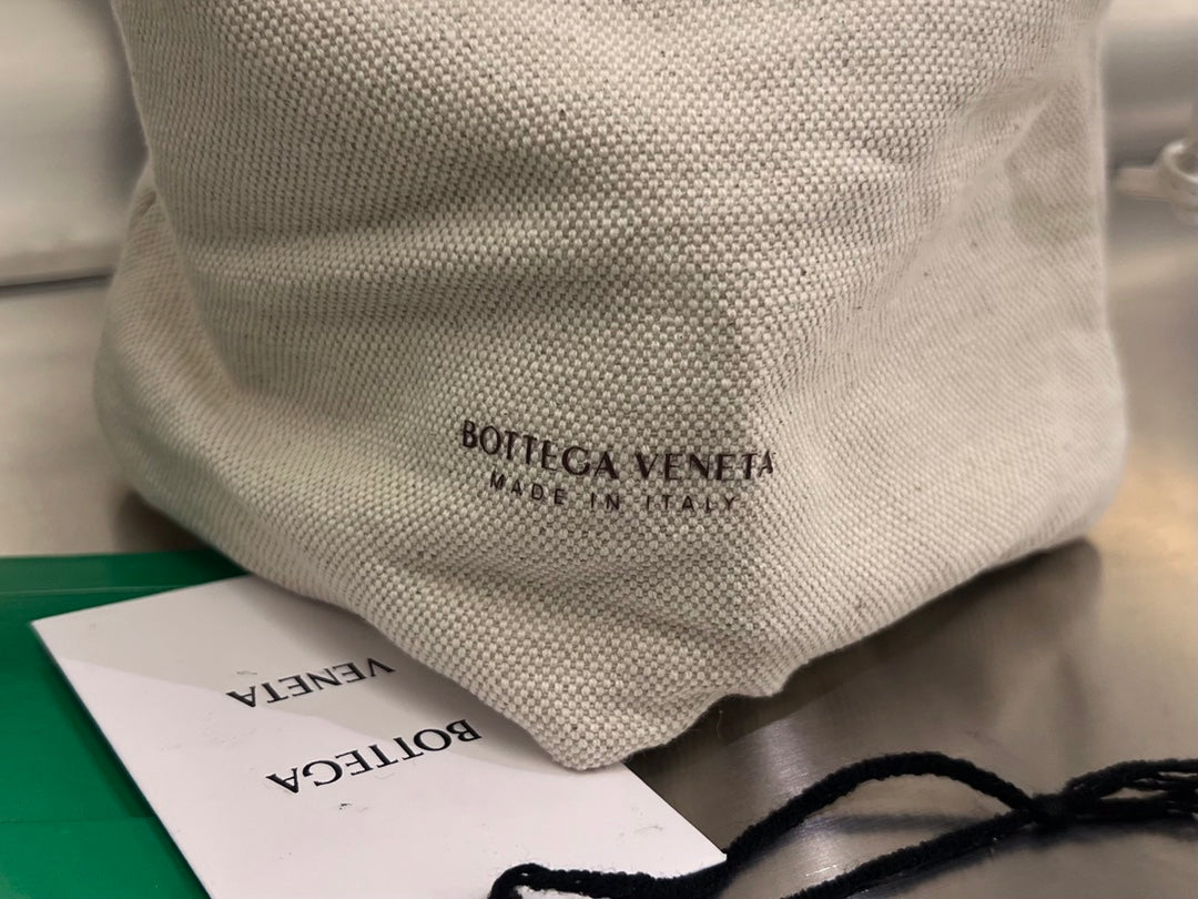 SAC CAVALLINO 23 EN CUIR D'AGNEAU BLANC