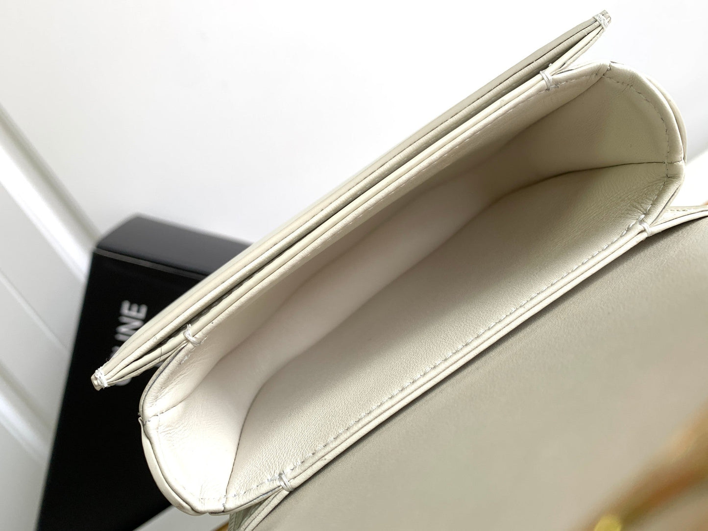ティーンチェーン ブザス トリオンフ 15.5cm ホワイトカーフスキン